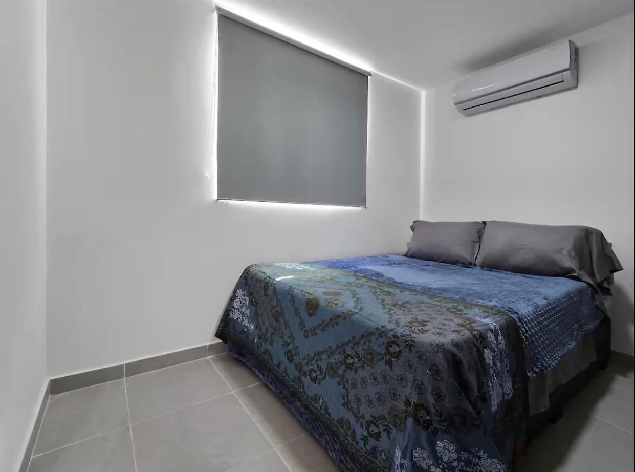Moderno Y Práctico, Cerca Del Mar Y El Aeropuerto Apartamento